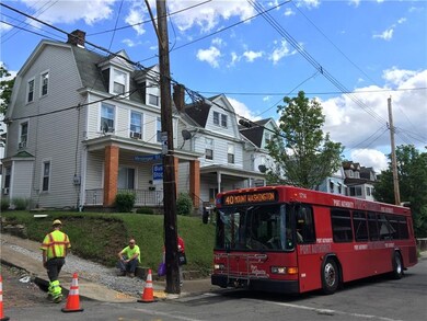 801 SOUTHERN CORNER BUS STOP