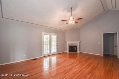 588 Wilkerson Dr, Mount Washington, KY 40047 - photo 7
