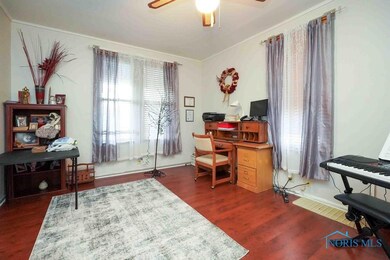 819 Maple Ave, Findlay, OH 45840 - photo 6