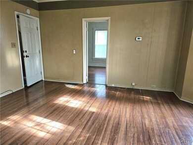 305 Highland Ave, East Syracuse, NY 13057 - photo 5