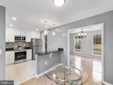 10101 Madronawood Dr, Laurel, MD 20708 - photo 3