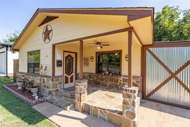 1110 W Elm St, Denison, TX 75020 - photo 4