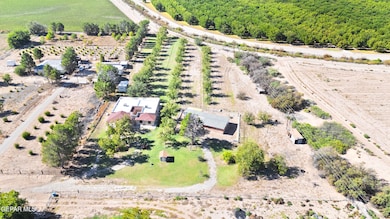 300 Ruffian Way, Clint, TX 79836 - photo 3