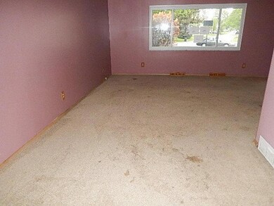 4785 Scarlet St, Columbus, OH 43227 - photo 7