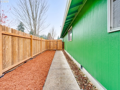 11001 NE 43rd Cir, Vancouver, WA 98682 - photo 6