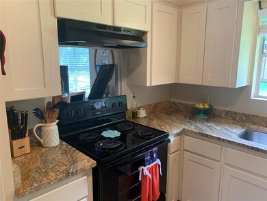 204 Skyview Terrace unit A, Friendswood, TX 77546 - photo 7