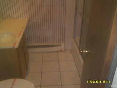 2544 S 6th St, Allentown, PA 18103 - photo 6