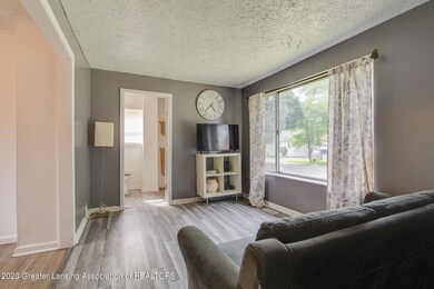 2600 Maplewood Ave, Lansing, MI 48910 - photo 4