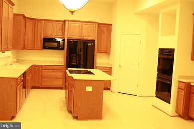 3516 Katrina Ct, Triangle, VA 22172 - photo 3