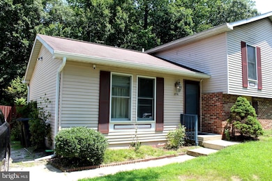 2716 Timbercrest Dr, District Heights, MD 20747 - photo 2