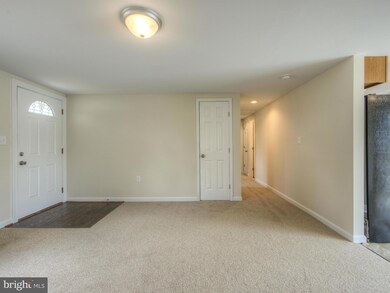 174 Lake Shore Dr, Colonial Beach, VA 22443 - photo 6