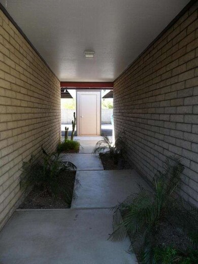 Vaughn breezeway