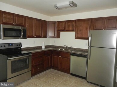 78 Carnival Dr, Taneytown, MD 21787 - photo 3