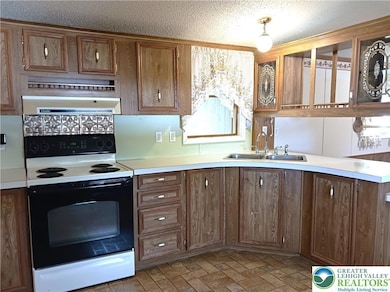 233 Independence Way, Mount Bethel, PA 18343 - photo 6