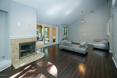 7478 10th St-104