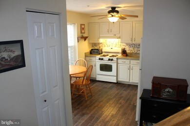1218 Heathfield Rd, Sykesville, MD 21784 - photo 3