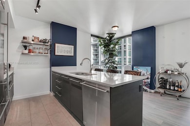 55 SE 6th St unit 3701, Miami, FL 33131 - photo 6