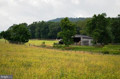 12717 Harpers Ferry Rd, Hillsboro, VA 20132 - photo 3