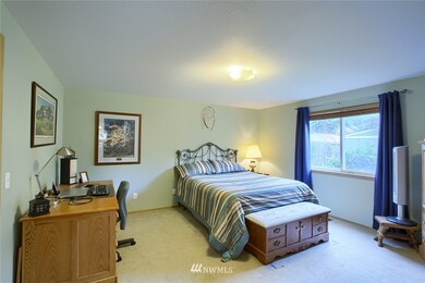 104 Whitley St NW, Orting, WA 98360 - photo 5