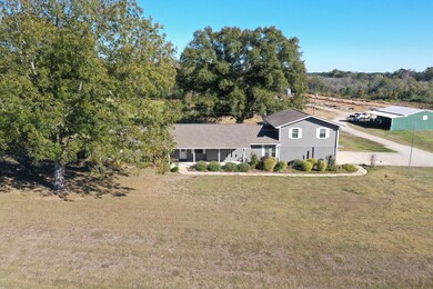 148 Johnny Watkins Rd, Laurel, MS 39443 - photo 2