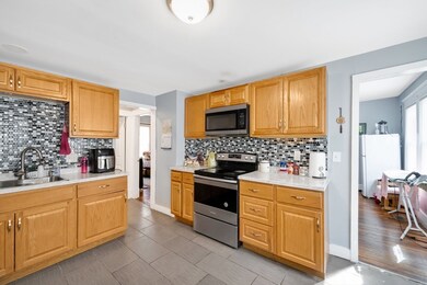 100-102 Wait St, Springfield, MA 01104 - photo 6