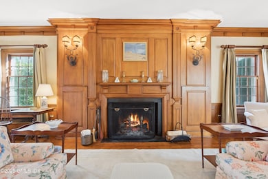 05 Living Room Fireplace