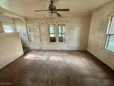 1205 Belle St SE, Warren, OH 44484 - photo 3