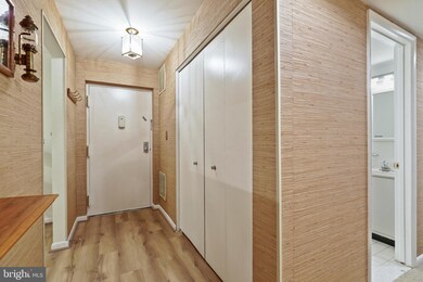 4 Elphin Ct unit 101, Lutherville Timonium, MD 21093 - photo 2