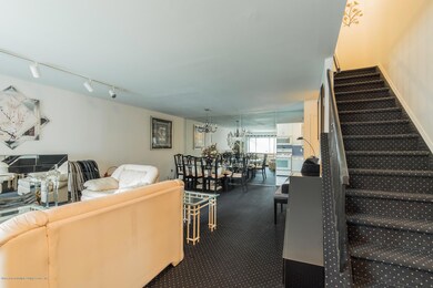 76 Arrowood Ct unit 597, Staten Island, NY 10309 - photo 3