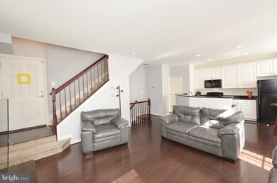 42237 Canary Grass Square, Aldie, VA 20105 - photo 6