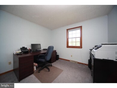 1400 Hendricks Rd, Pennsburg, PA 18073 - photo 6