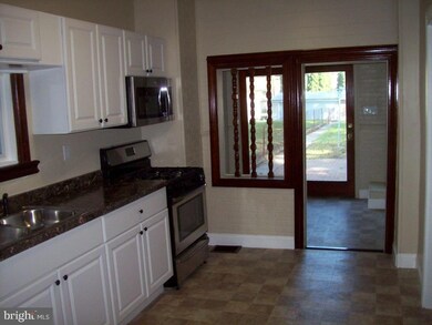 219 Mount Joy St, Mount Joy, PA 17552 - photo 4