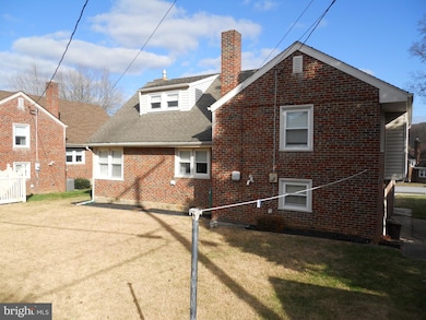 222 Opal Ave, Reading, PA 19606 - photo 6