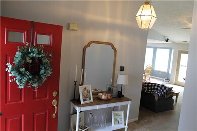 6057 E Pioneer Place, Columbus, IN 47203 - photo 2