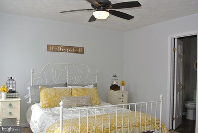 8729 Silver Hall Rd, Perry Hall, MD 21128 - photo 7