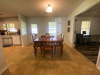 1414 Deer Run Cir, Tifton, GA 31793 - photo 7