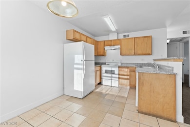 2685 Jennydiane Dr unit B, Las Vegas, NV 89121 - photo 6