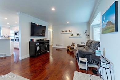 427 Clarion Dr, Gillette, WY 82718 - photo 7