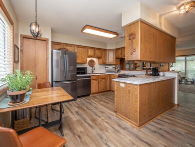 5250 Green Meadow-111