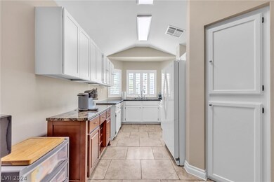 2709 Brienza Way, Las Vegas, NV 89117 - photo 6
