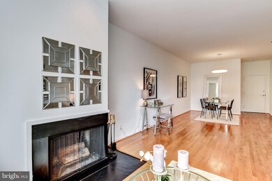 1812 Wyoming Ave NW unit 302, Washington, DC 20009 - photo 3