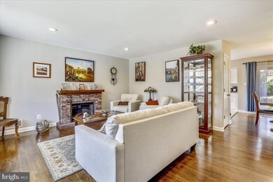 10902 Orleans Way, Kensington, MD 20895 - photo 4