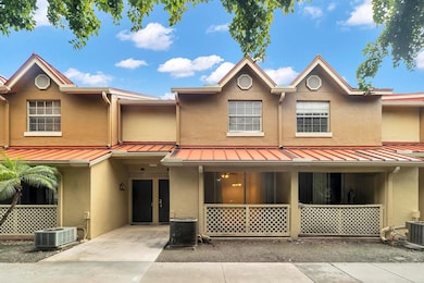 18352 NW 68th Ave unit M, Hialeah, FL 33015 - photo 2