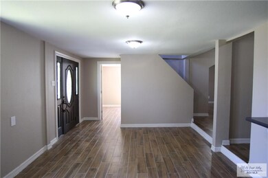 3018 W 7th St, Weslaco, TX 78596 - photo 6