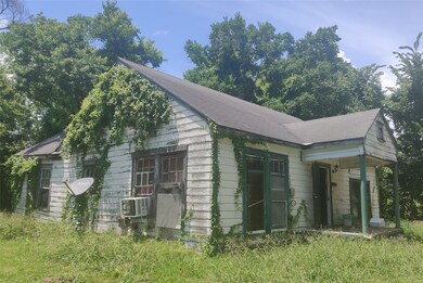 6642 Burkett St, Houston, TX 77021 - photo 3