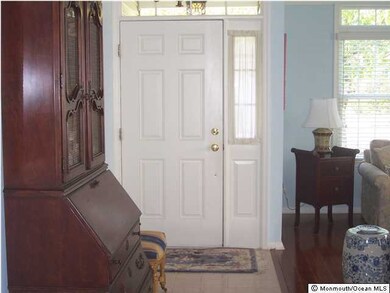 24 Londonberry Dr, Holmdel, NJ 07733 - photo 3