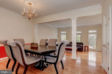 8031 Kidwell Hill Ct, Vienna, VA 22182 - photo 5