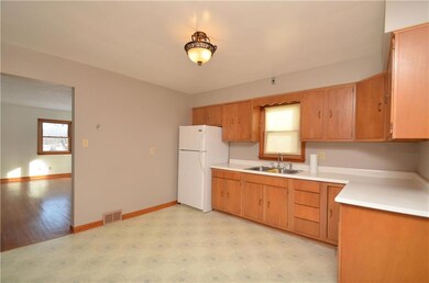 3606 SW 3rd St, Des Moines, IA 50315 - photo 4