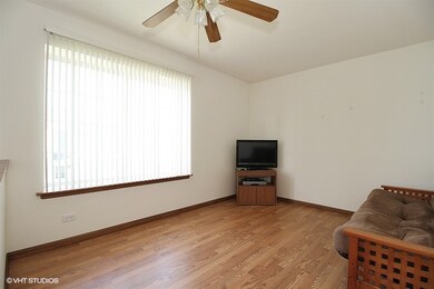 1911 Carousel Ct, Joliet, IL 60435 - photo 5