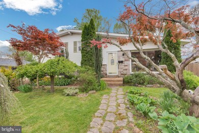 613 Warren Blvd, Broomall, PA 19008 - photo 2